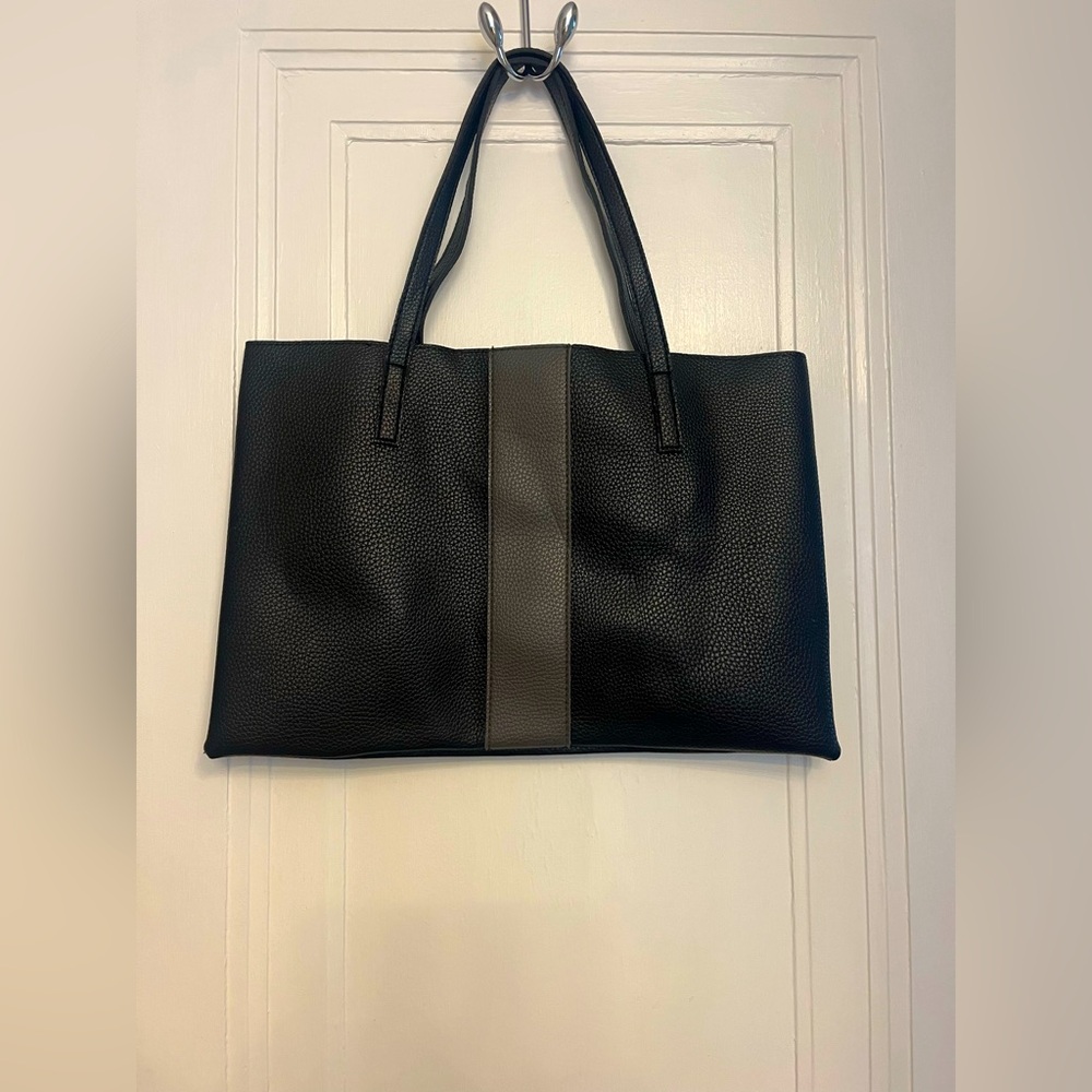 Women's Vince Camuto Luck Tote- Black- Pre-owned